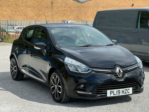 Renault Clio  1.5 dCi Play Hatchback 5dr Diesel Manual Euro 6 (s