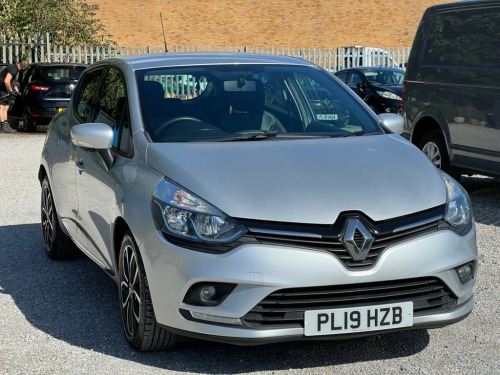 Renault Clio  1.5 dCi Play Hatchback 5dr Diesel Manual Euro 6 (s