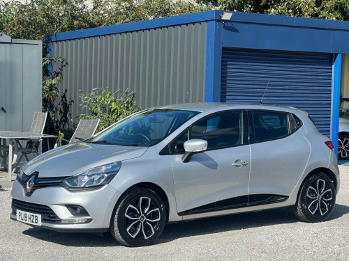 Renault Clio  1.5 dCi Play Hatchback 5dr Diesel Manual Euro 6 (s