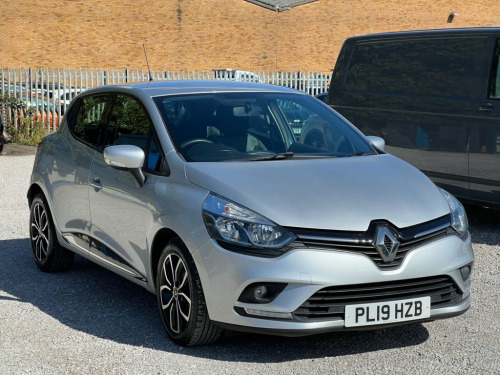 Renault Clio  1.5 dCi Play Hatchback 5dr Diesel Manual Euro 6 (s