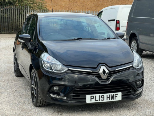 Renault Clio  1.5 dCi Play Hatchback 5dr Diesel Manual Euro 6 (s
