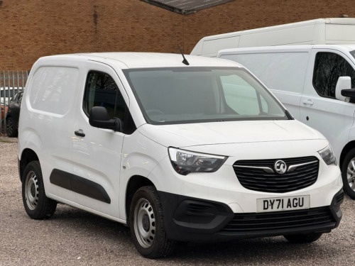 Vauxhall Combo  1.5 Turbo D 2300 Dynamic Panel Van 4dr Diesel Manu 