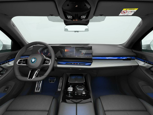 BMW i5  