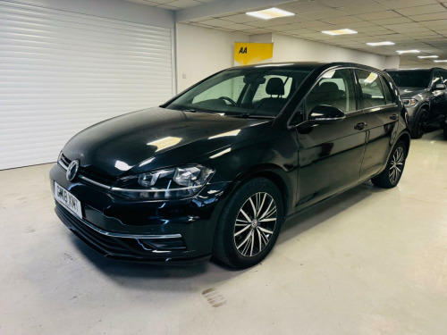 Volkswagen Golf  1.0 TSI SE Nav Euro 6 (s/s) 5dr