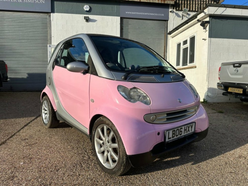 Smart fortwo  0.7 PINK EDITION 2d 61 BHP