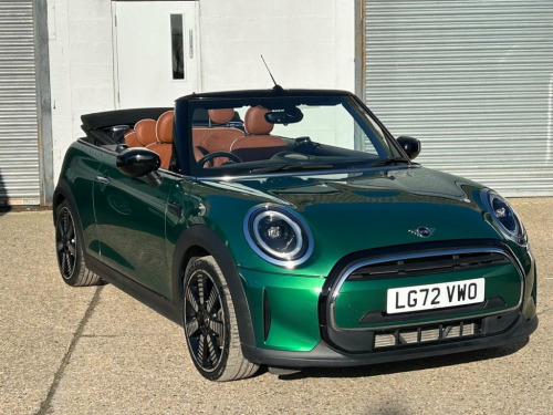 MINI Convertible  1.5 Cooper Exclusive Convertible 2dr Petrol Steptr