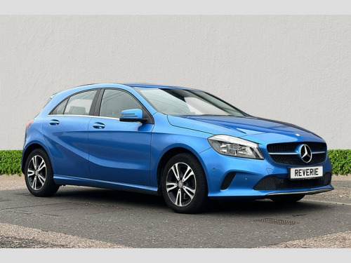 Mercedes-Benz A-Class A180 1.6 A180 SE (Executive) Hatchback 5dr Petrol 7G-DC