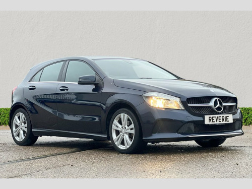 Mercedes-Benz A-Class  1.5 A180d Sport Hatchback 5dr Diesel 7G-DCT Euro 6