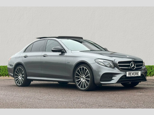 Mercedes-Benz E-Class  2.0 E300de 13.5kWh AMG Line (Premium Plus) Saloon 