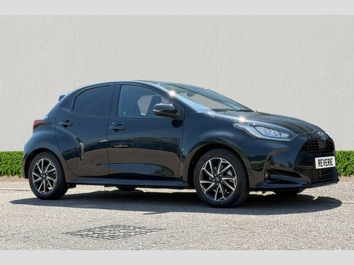 Toyota Yaris  1.5 VVT-h Design Hatchback 5dr Petrol Hybrid E-CVT