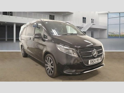 Mercedes-Benz V-Class  2.0 V300d Premium MPV 5dr Diesel G-Tronic+ Euro 6 