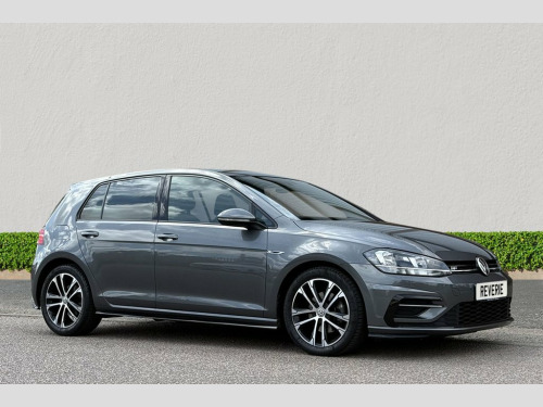 Volkswagen Golf  1.5 TSI EVO GPF R-Line Hatchback 5dr Petrol DSG Eu
