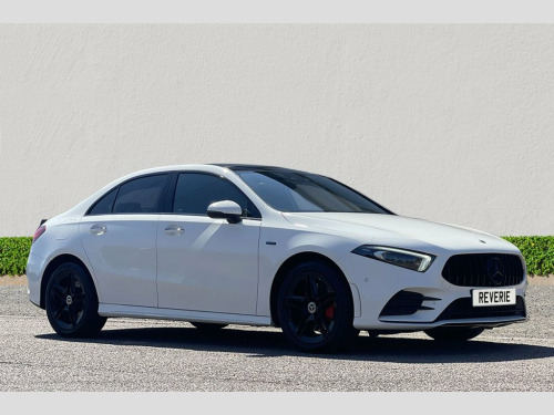 Mercedes-Benz A-Class  1.3 A250e 15.6kWh AMG Line (Premium Plus 2) Saloon
