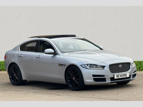 Jaguar XE  2.0d Portfolio Saloon 4dr Diesel Auto Euro 6 (s/s)