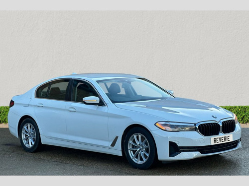 BMW 5 Series  2.0 520d MHT SE Saloon 4dr Diesel Hybrid Steptroni 