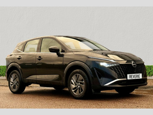 Nissan Qashqai  1.3 DIG-T MHEV Acenta Premium SUV 5dr Petrol Hybri
