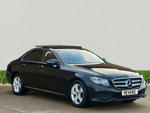 Mercedes-Benz E-Class  2.0 E220d SE (Premium Plus) Saloon 4dr Diesel G-Tr 