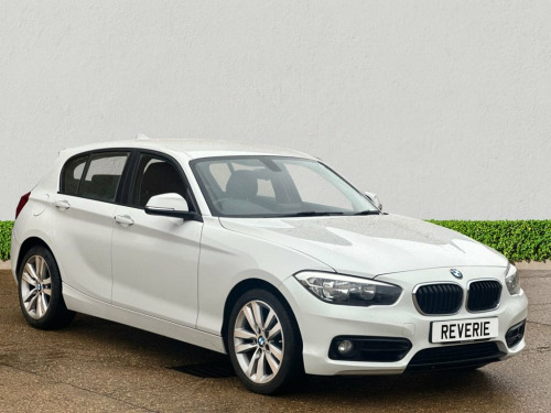 BMW 1 Series  1.5 118i Sport Hatchback 5dr Petrol Auto Euro 6 (s 