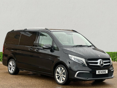 Mercedes-Benz V-Class  2.0 V220d Sport MPV 5dr Diesel G-Tronic+ Euro 6 (s 