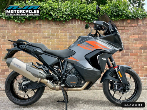 KTM 1290 SUPER ADVENTURE  1290 SUPER ADVENTURE S