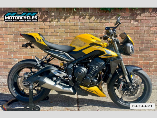 Triumph STREET TRIPLE 765  