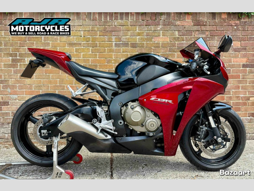 Honda CBR1000RR FIREBLADE  
