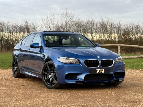 BMW M5  4.4 V8 Saloon 4dr Petrol DCT Euro 6 (s/s) (560 ps)