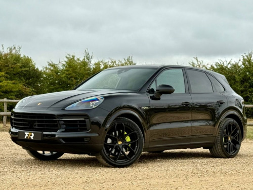 Porsche Cayenne  3.0 V6 E-Hybrid 14.1kWh SUV 5dr Petrol Plug-in Hyb