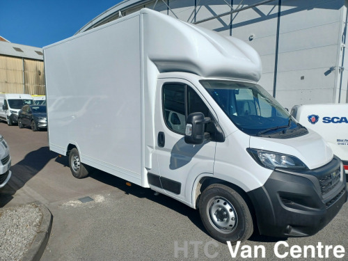 Fiat Ducato  2.2 140ps Diesel Luton Van with 4.115 Metre Body 