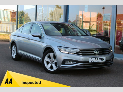 Volkswagen Passat  1.6 TDI SE Nav Saloon 4dr Diesel DSG Euro 6 (s/s) 