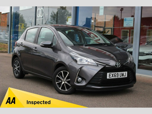 Toyota Yaris  1.5 VVT-i Icon Tech Hatchback 5dr Petrol Manual Eu