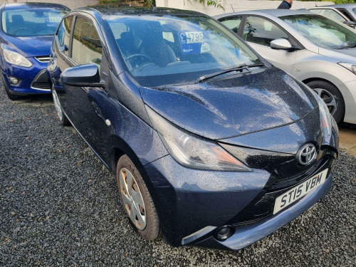 Toyota AYGO  1.0 VVT-i x-play