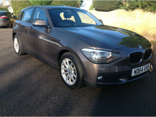 BMW 1 Series  2.0 116d SE 5-door