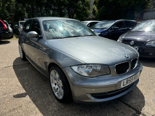 BMW 1 Series  2.0 116i SE 5 door