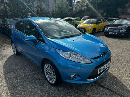 Ford Fiesta  1.4 TDCi DPF Titanium