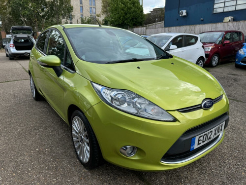 Ford Fiesta  1.4 Titanium