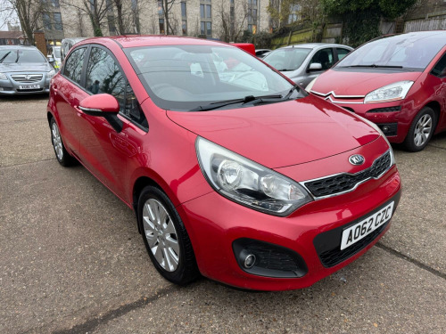 Kia Rio  1.3 2