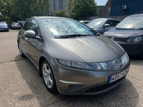Honda Civic  1.8 i-VTEC SE
