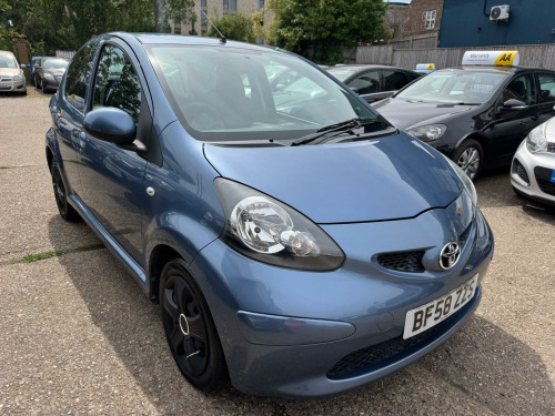 Toyota AYGO  1.0 VVT-i Blue