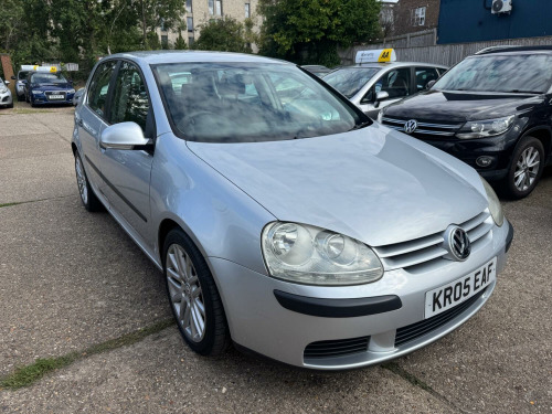 Volkswagen Golf  2.0 TDI S