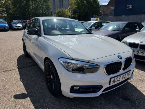 BMW 1 Series  1.5 118i Sport 5-Door