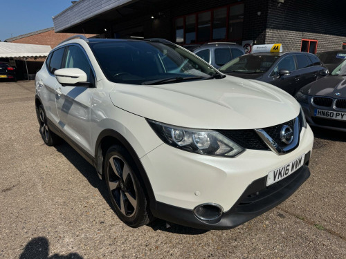 Nissan Qashqai  1.5 dCi N-Connecta