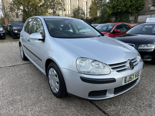 Volkswagen Golf  1.4 S