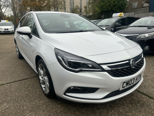 Vauxhall Astra  1.6 CDTi ecoFLEX SRi Nav 