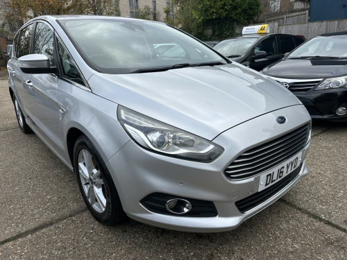 Ford S-MAX  2.0 TDCi Titanium