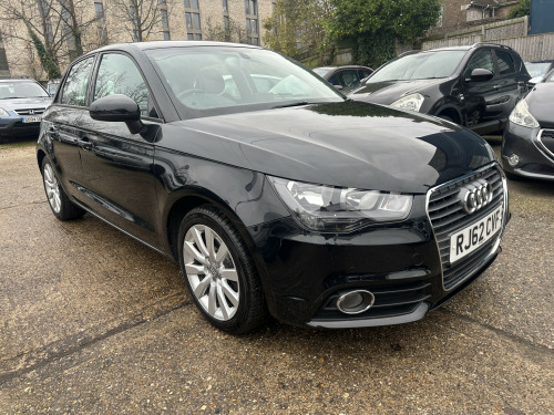 Audi A1  1.6 TDI Sport 