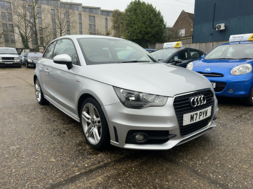Audi A1  1.6 TDI S line 