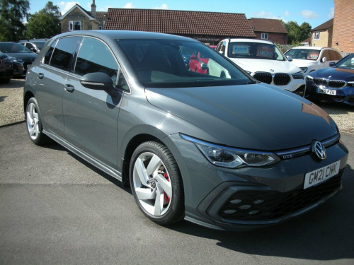 Volkswagen Golf  1.4 GTE DSG 5d 242 BHP