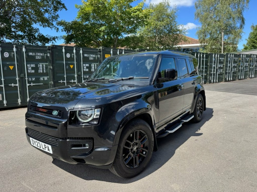 Land Rover Defender  3.0 D300 MHEV X-Dynamic SE SUV 5dr Diesel Auto 4WD