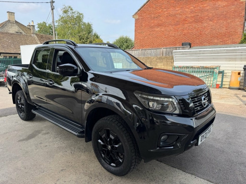 Nissan Navara  2.3 dCi N-Guard Pickup Double Cab 4dr Diesel Auto 